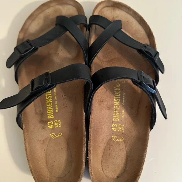 Birkenstock Mayari Sandals with Adjustable Straps and Contoured Footbed - Picture 2 of 3